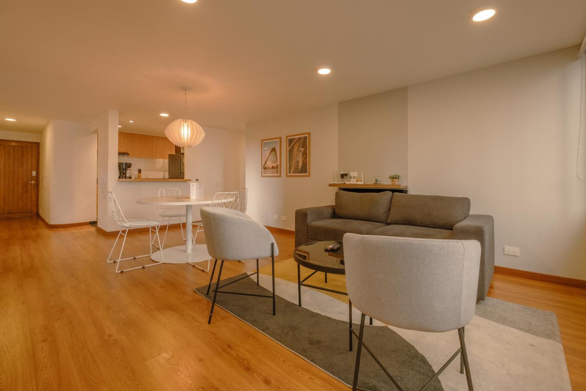 Penthouse Chicala Colombian Experience In Parque Virrey Apartamento