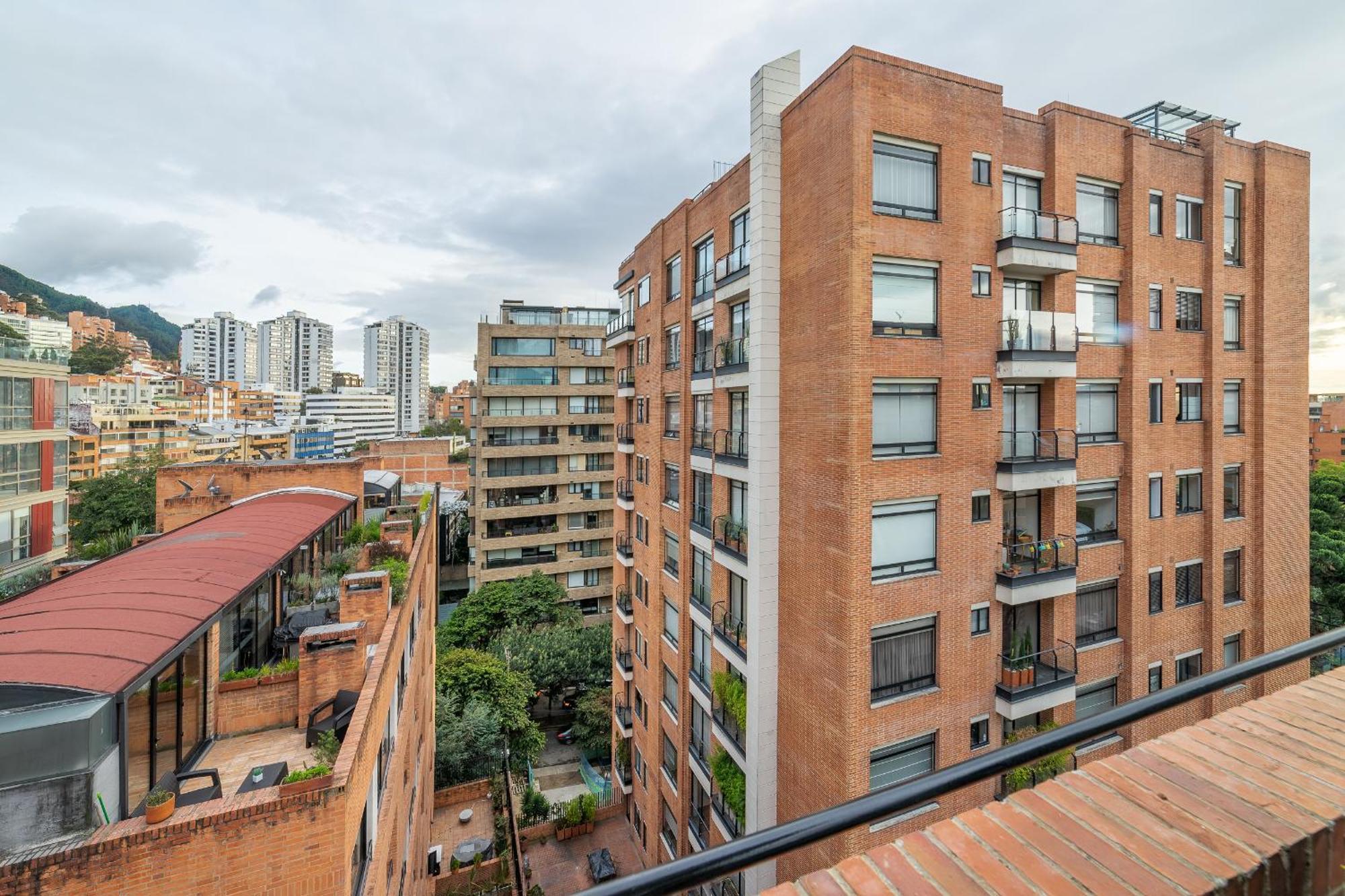 Penthouse Chicala Colombian Experience In Parque Virrey Apartamento