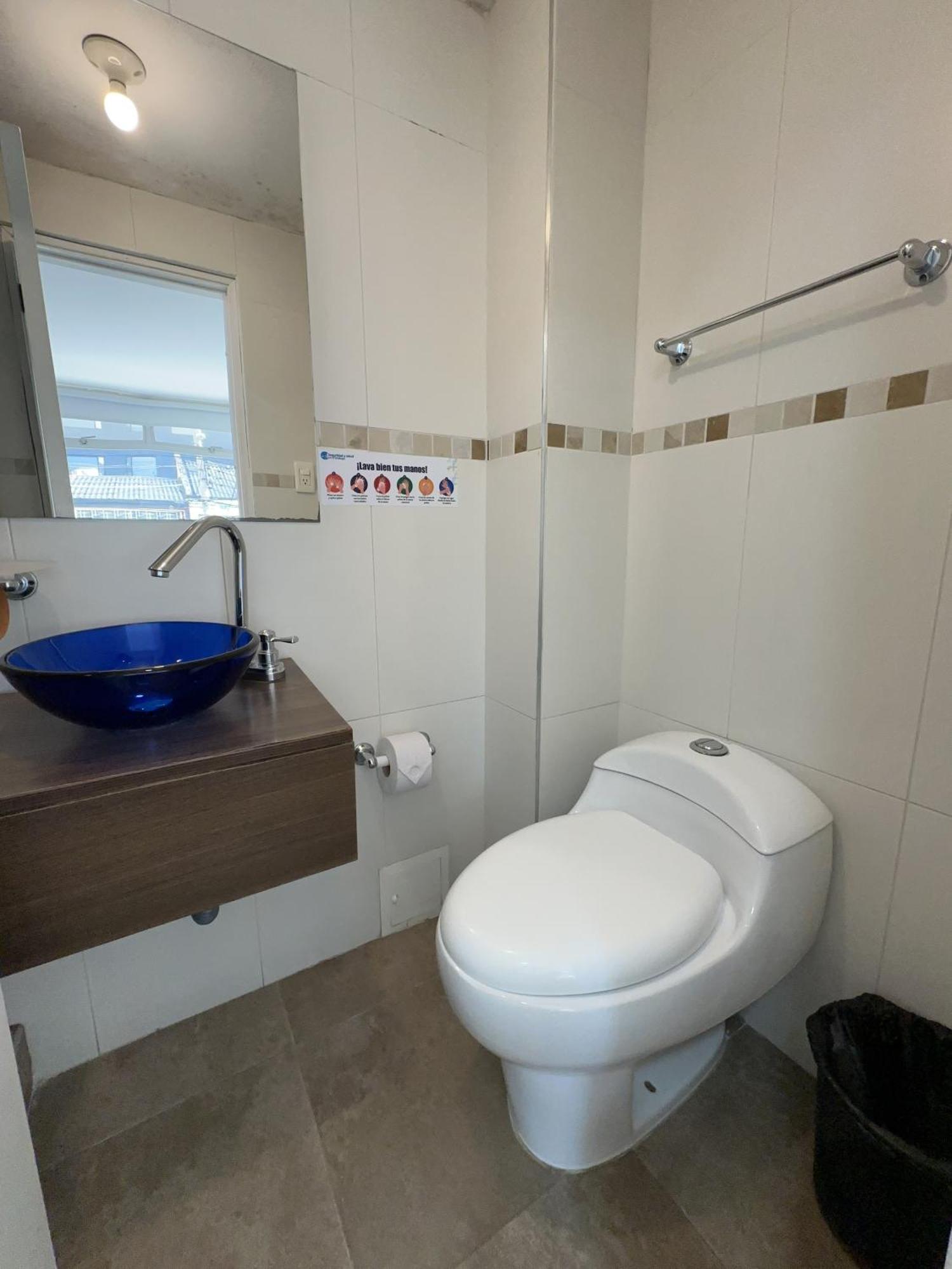Hostelfc Corferias Guest house *