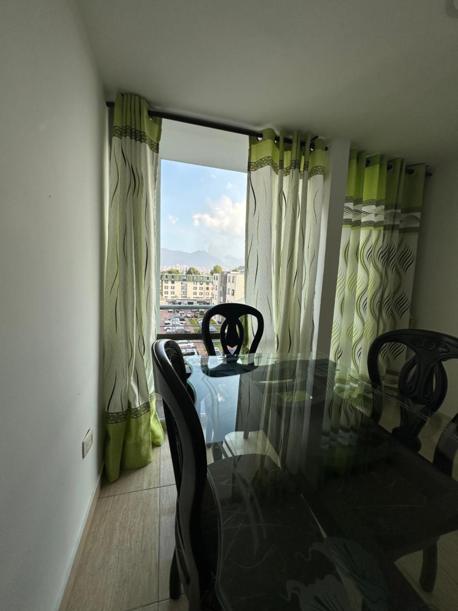 Apartamento Amoblado Cerca A Metropolis