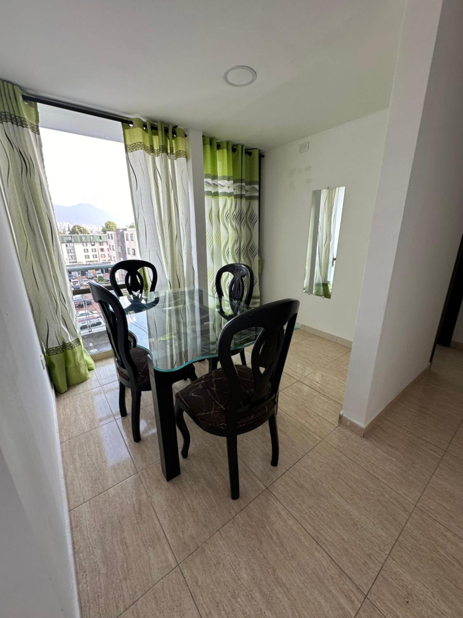 Apartamento Amoblado Cerca A Metropolis Bogotá
