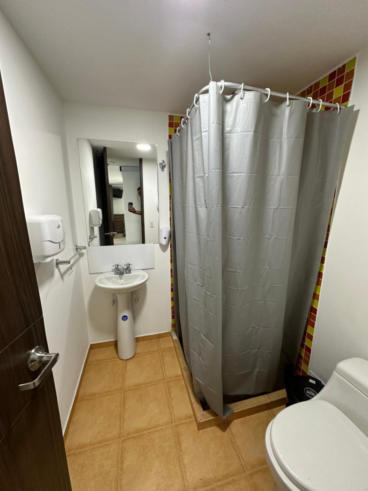 Apartamento Amoblado Cerca A Metropolis *
