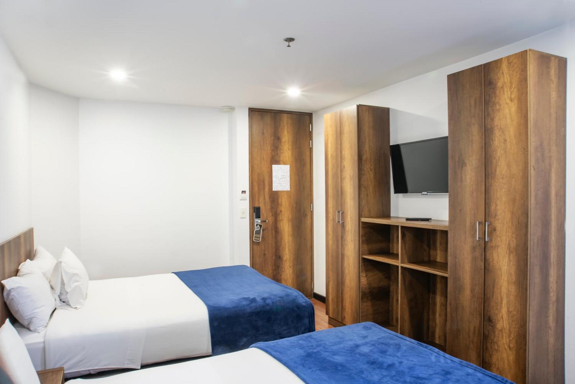 Black Usaquen Hotel 4*