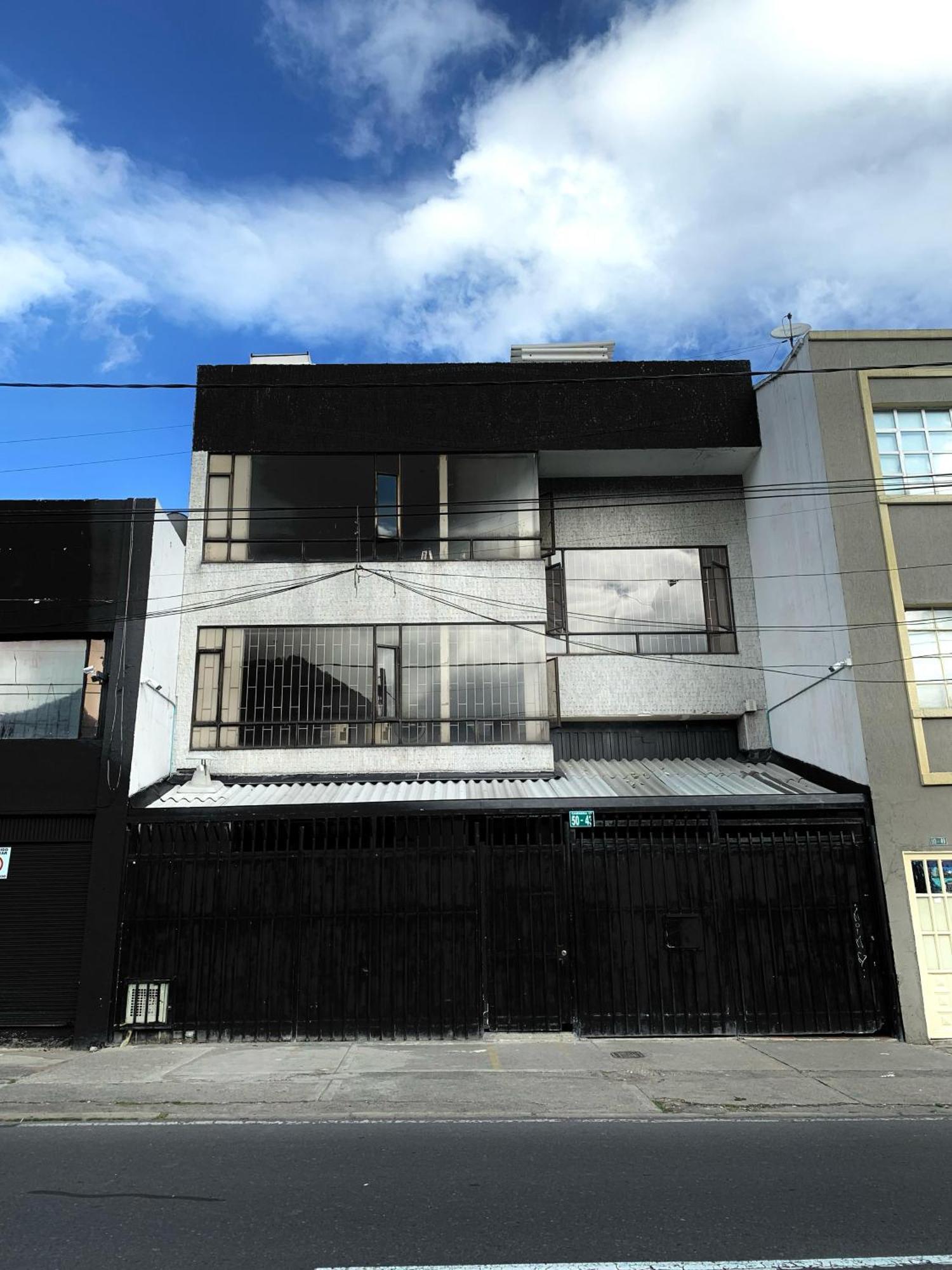 Confortable Habitacion Con Bano Privado * Bogotá