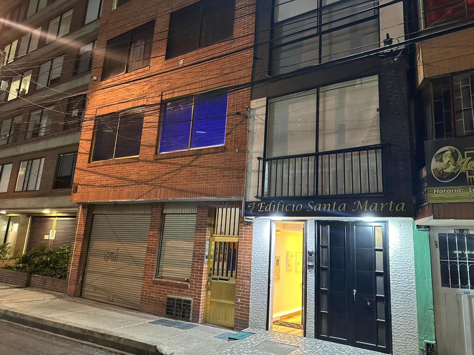 Edificio Santa Marta * Bogotá