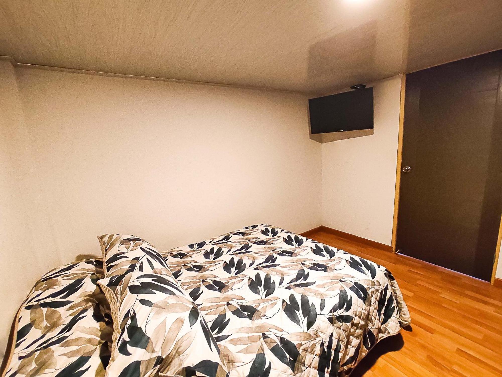 Acogedor A 10 Minutos Del Aeropuerto Apartamento