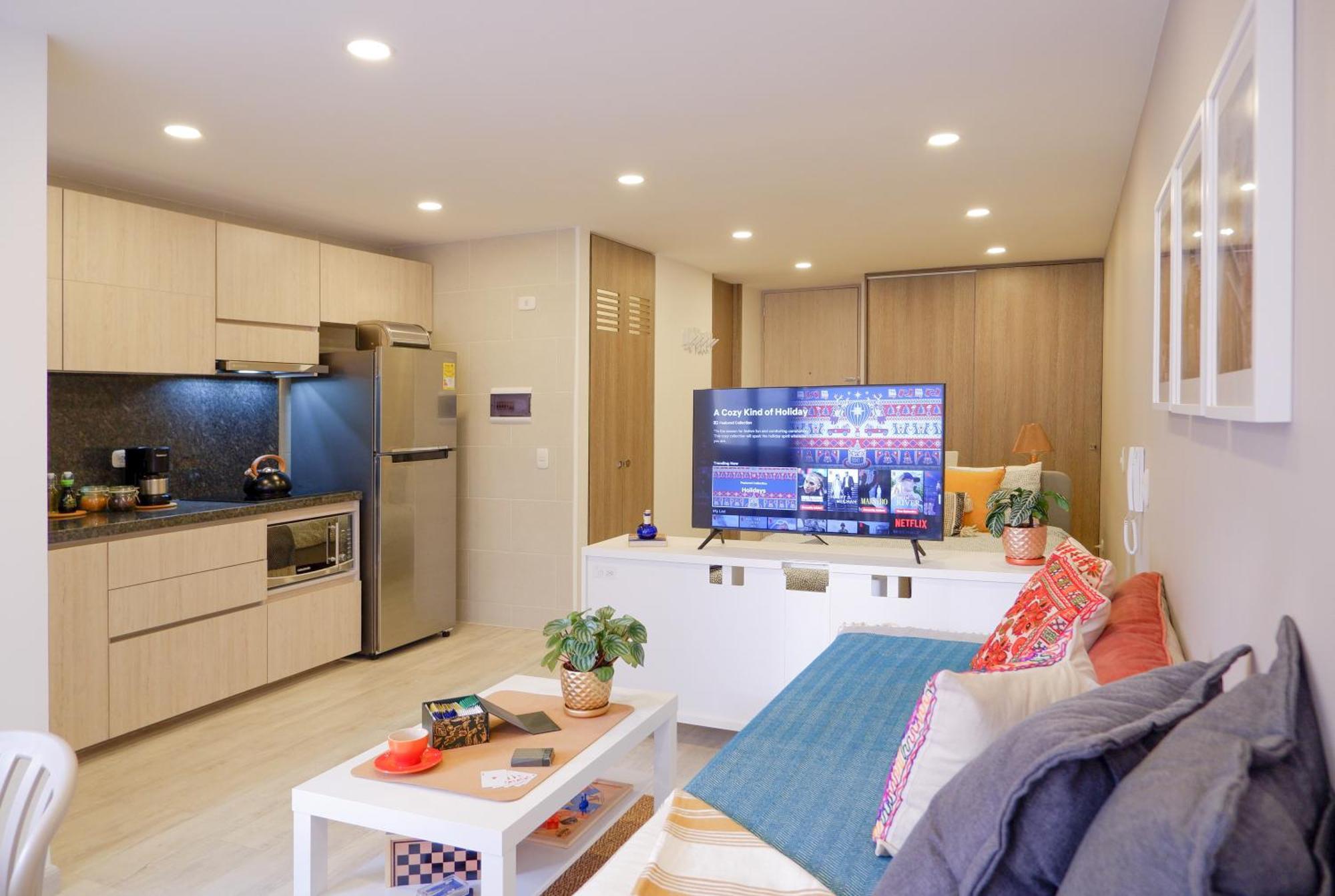 The Petit Flat - Bright & Stylish Near Unicentro * Bogotá