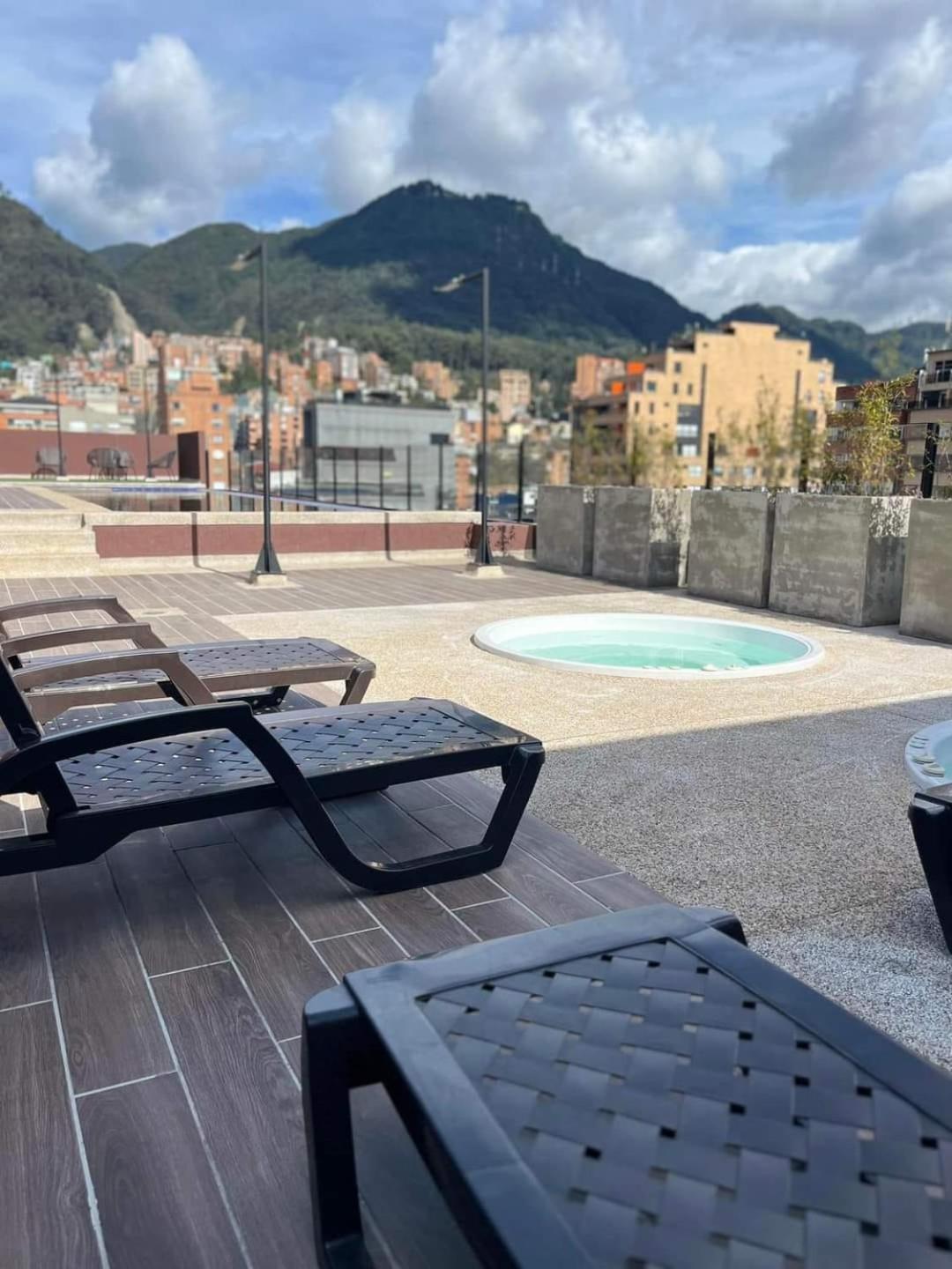 Apartasuite Spa Work Bogotá