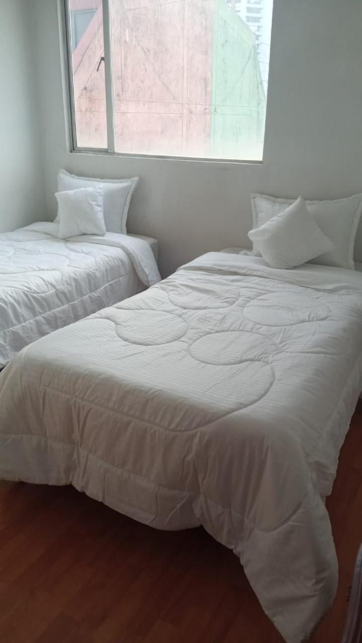 Apartamento En Corferias , Cerca Al G-12 , Al Aeropuerto , A 2 Cuadras De La Estacion Transmilenio Ciudad Universitaria Alojamiento Especial