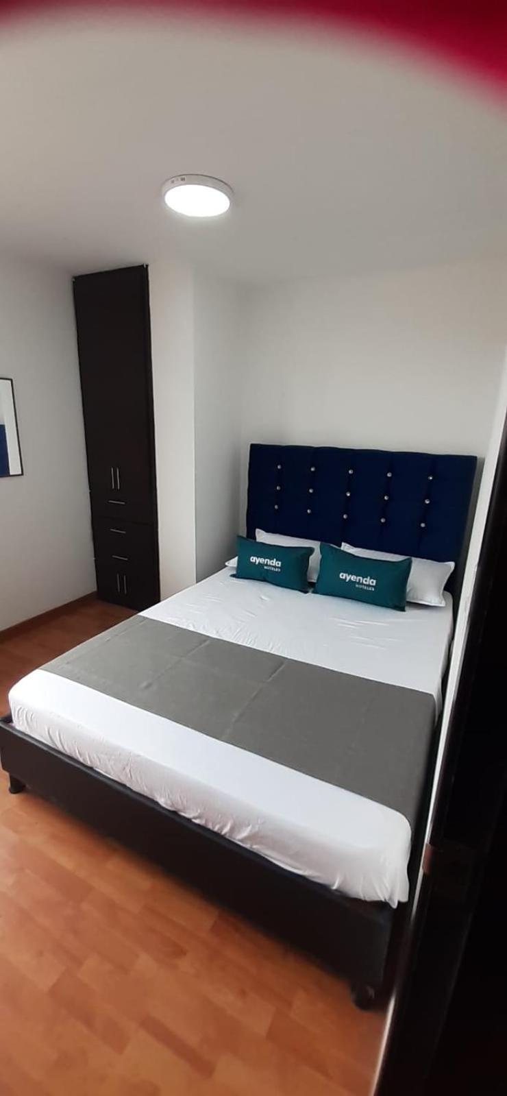 Apartamento En Corferias , Cerca Al G-12 , Al Aeropuerto , A 2 Cuadras De La Estacion Transmilenio Ciudad Universitaria Alojamiento Especial Bogotá
