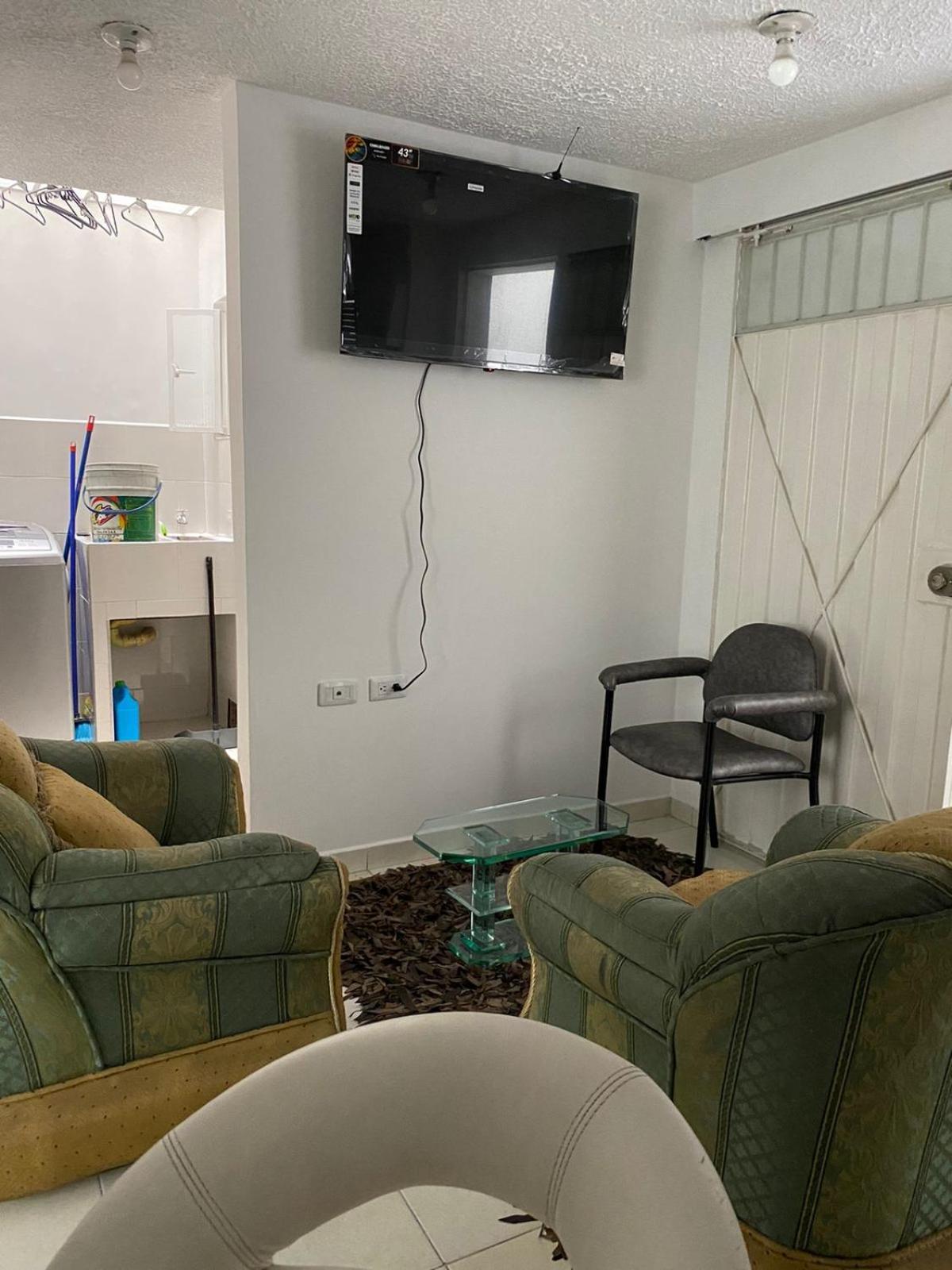 Apartamento Acogedor Pequeno E Independiente *