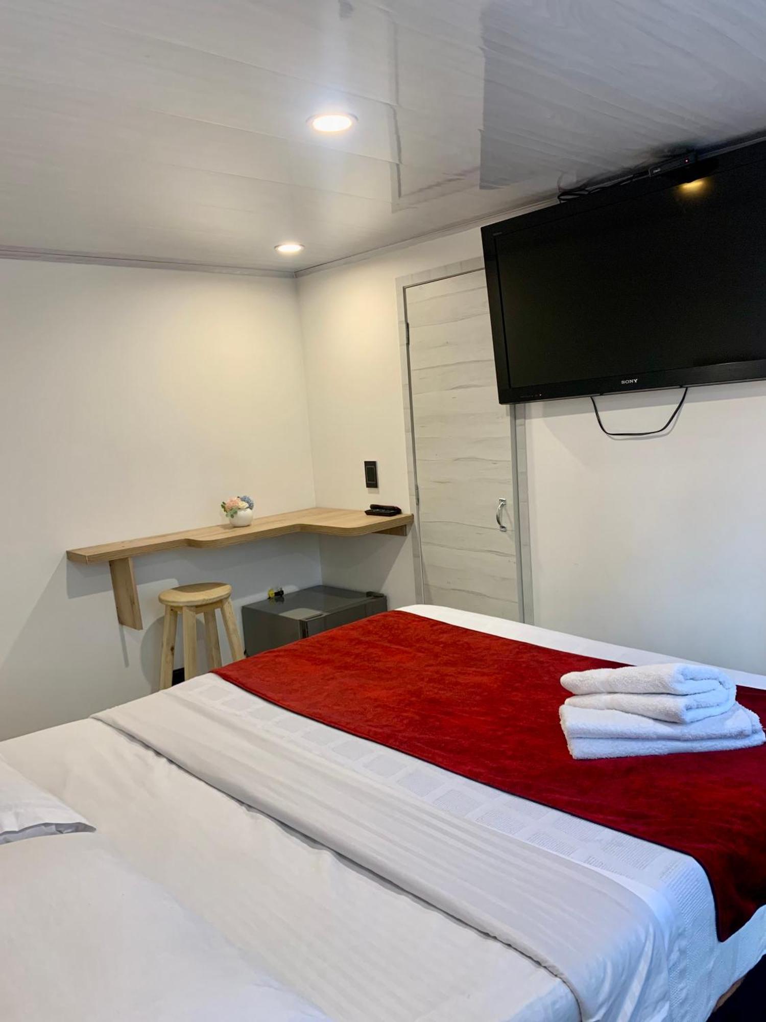 Urban Center Hotel 3*