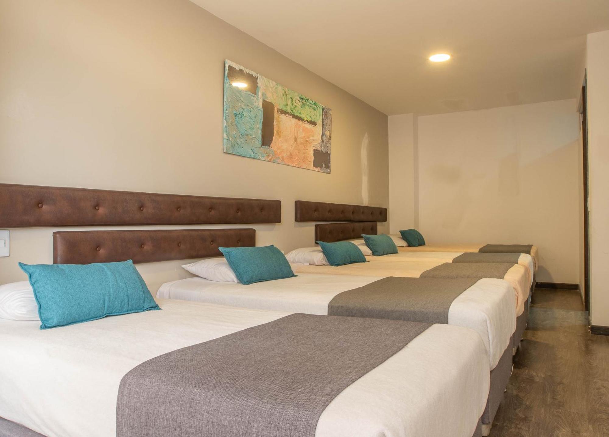 Hotel Wess 3*