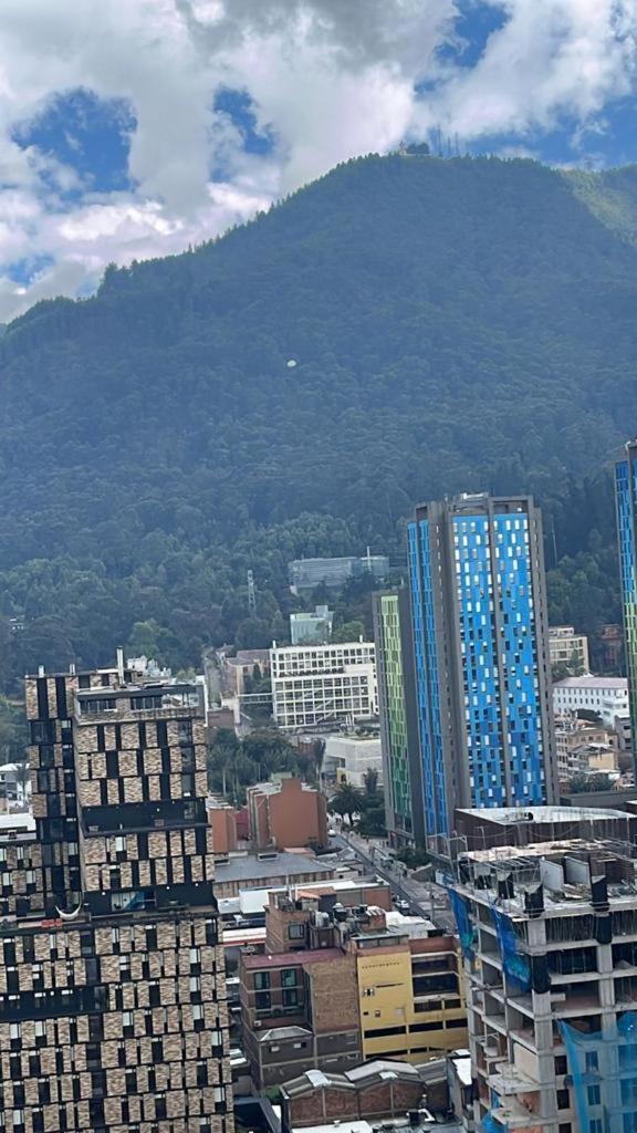 Acogedor Centro Edificio Torre Barcelona Vista Monserrate Al Lado The Spot Apartment Bogota