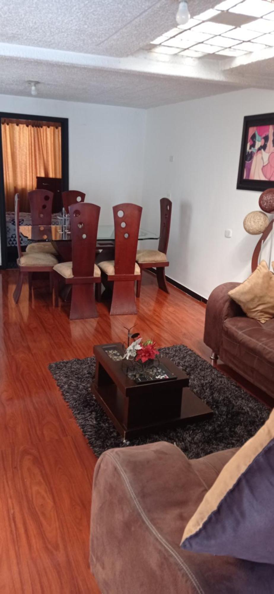 Familiar, Amplio, Cerca Al Aeropuerto El Dorado Apartamento Bogotá