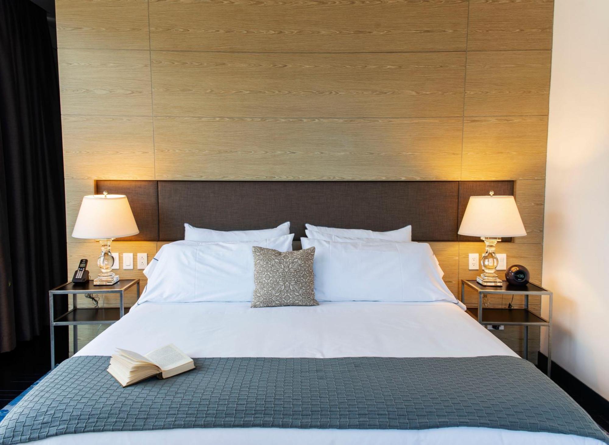 Apartahotel 8010 Urban Living- Luxury Experience
