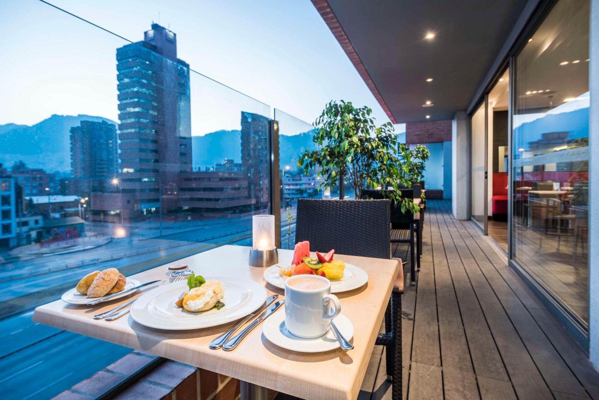 Hotel Nh Urban 26 Royal Bogotá