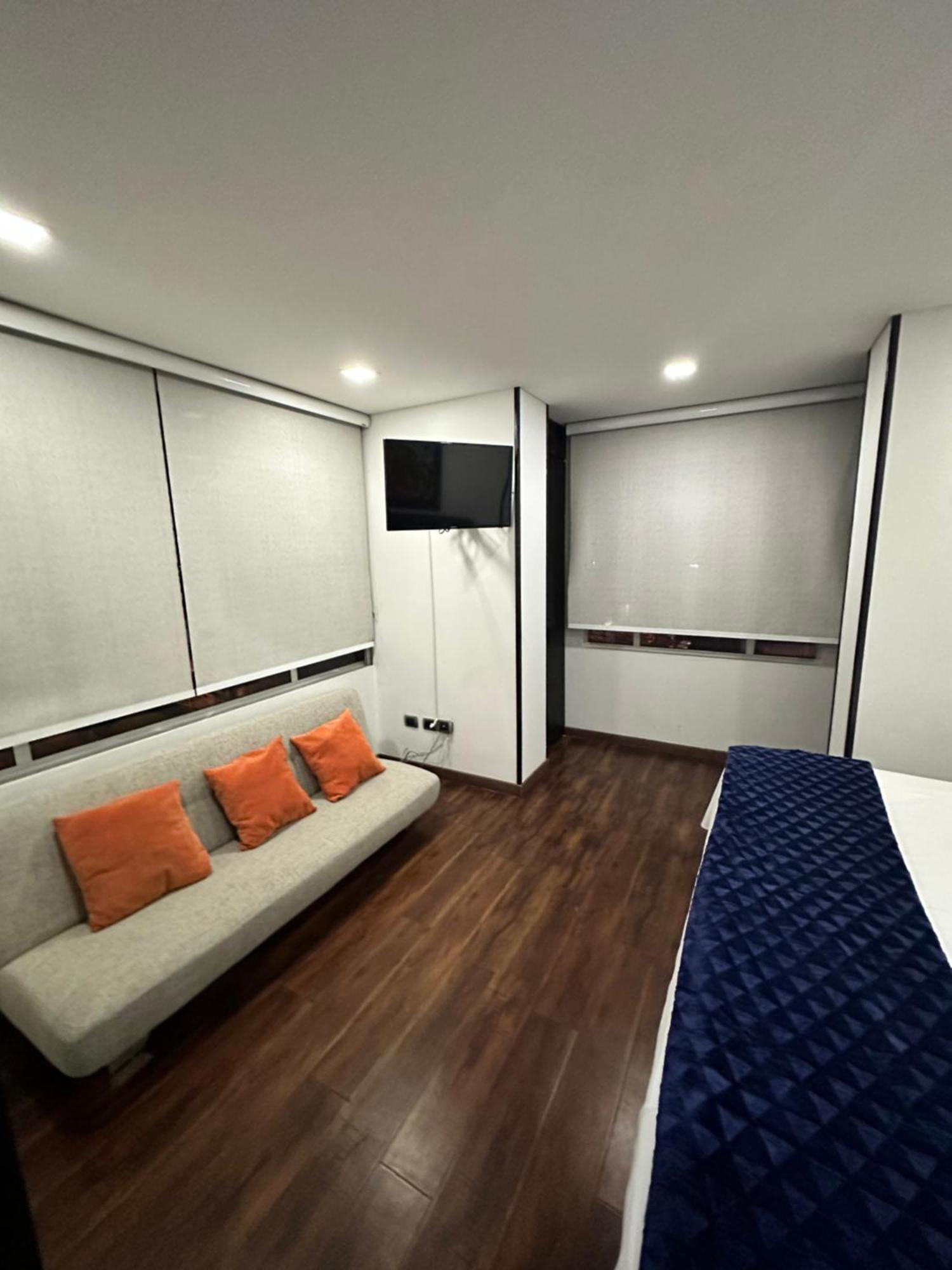 Apartamento Duplex Embajada Americana Corferias Agora G12 *