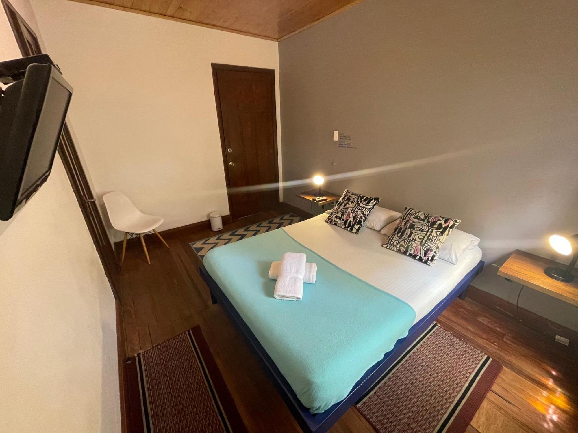 Hostal Hobu *