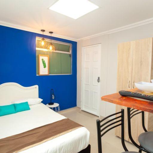 Apartasuites Manzini *