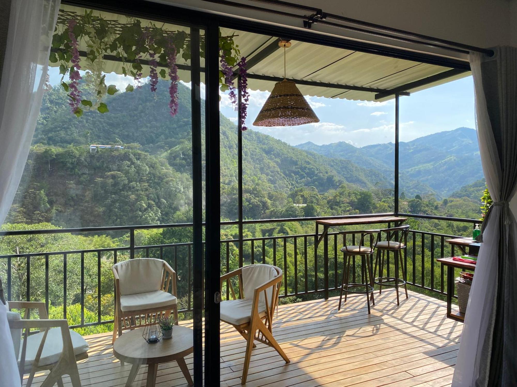 Amari Garzas Camping Bogotá