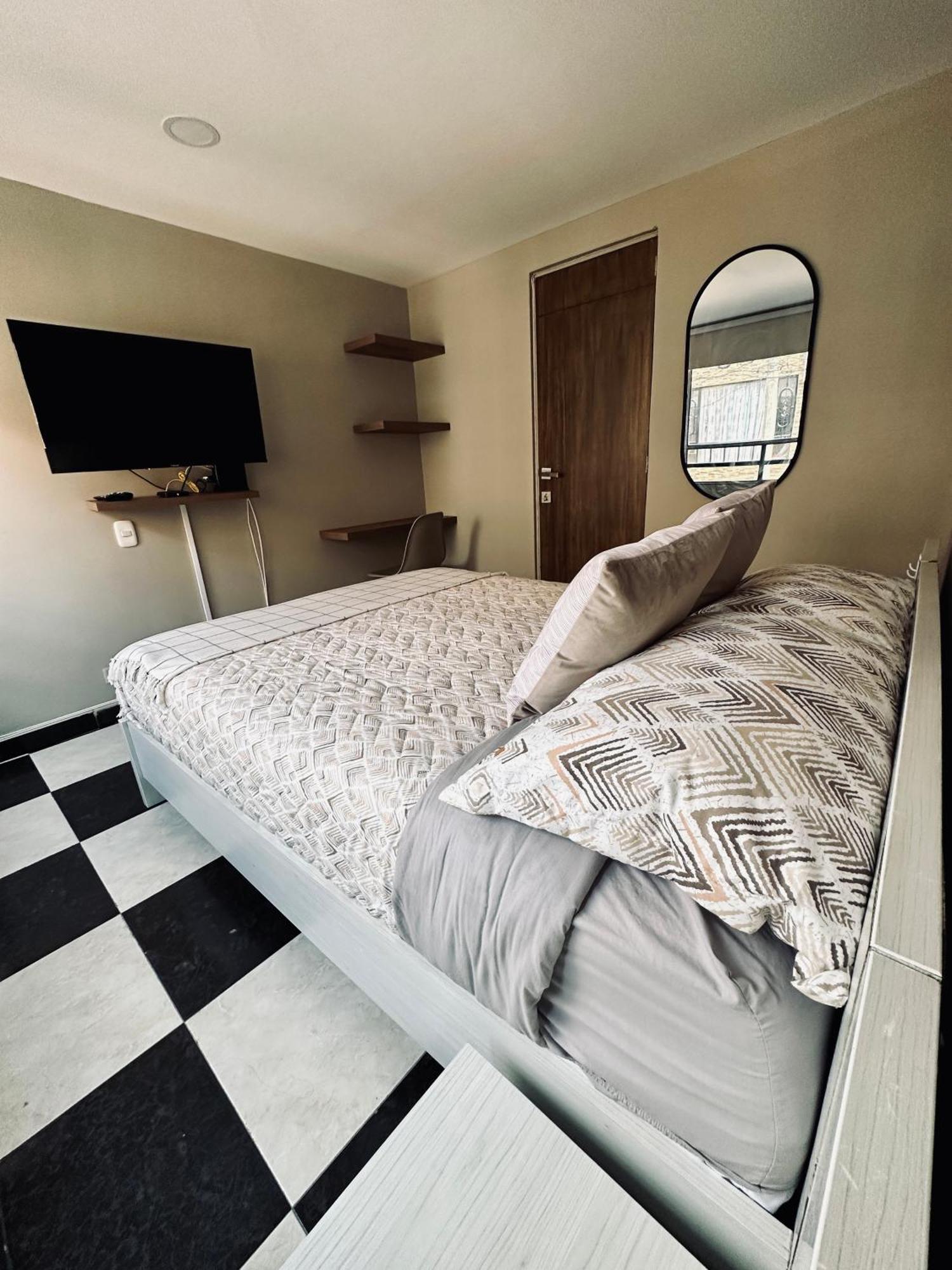 Private Close To The Dorado Airport Bogota