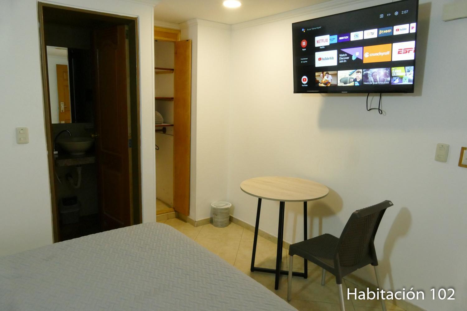 Habitación en casa particular Heroes Bogotá