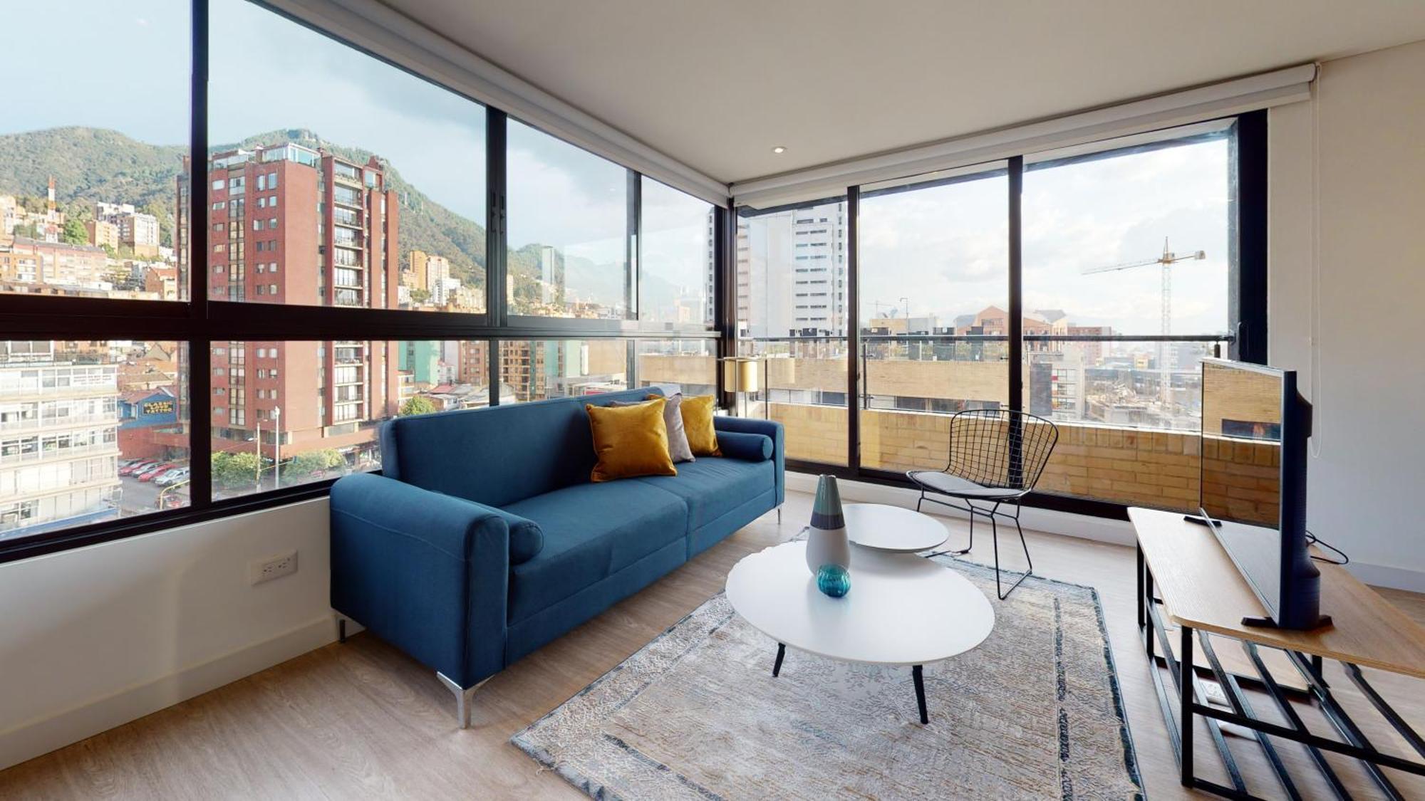 406-811 Hippie Chic Chapinero Hotel 4*