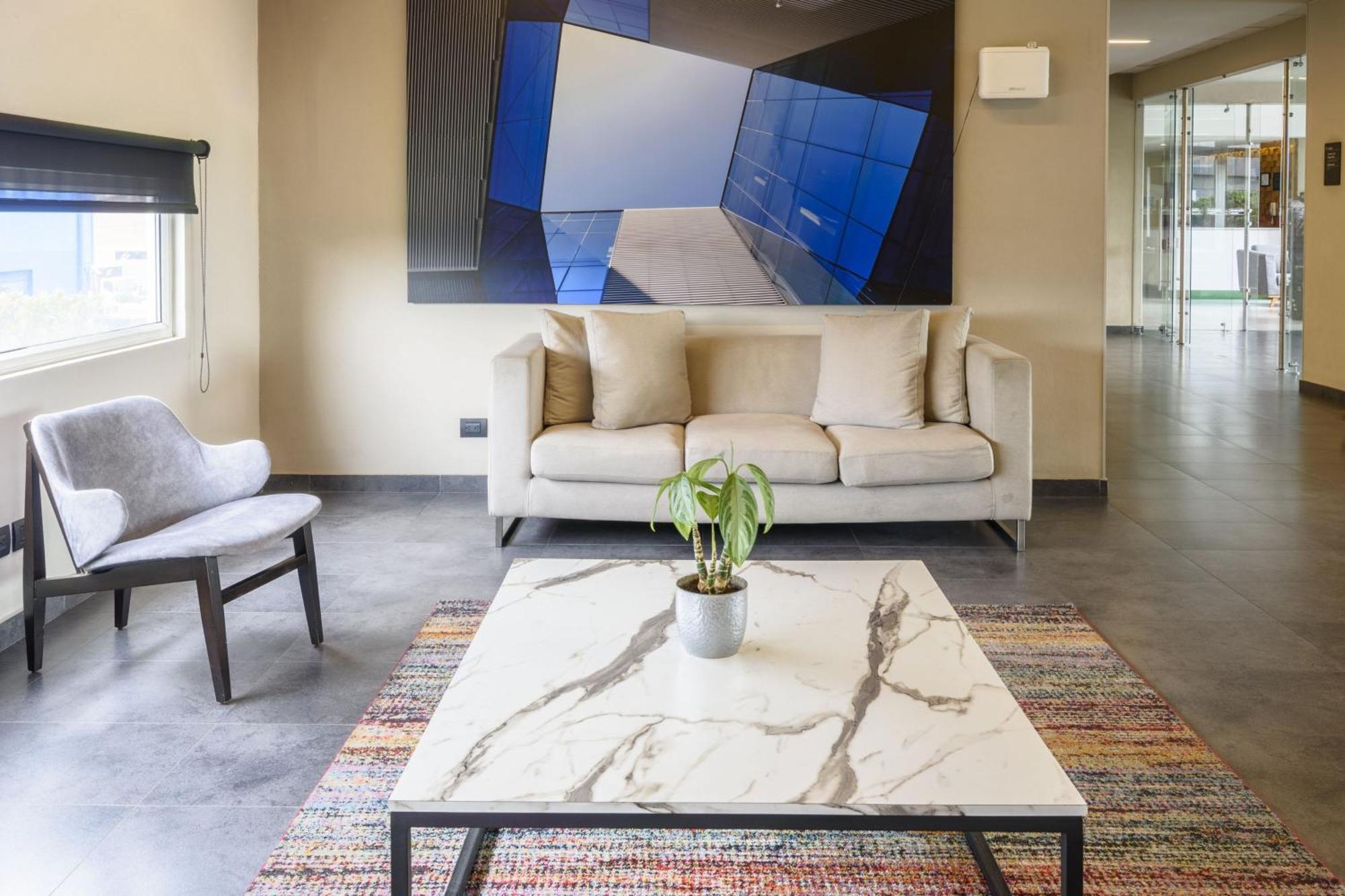 Hotel Aeropuerto 4*