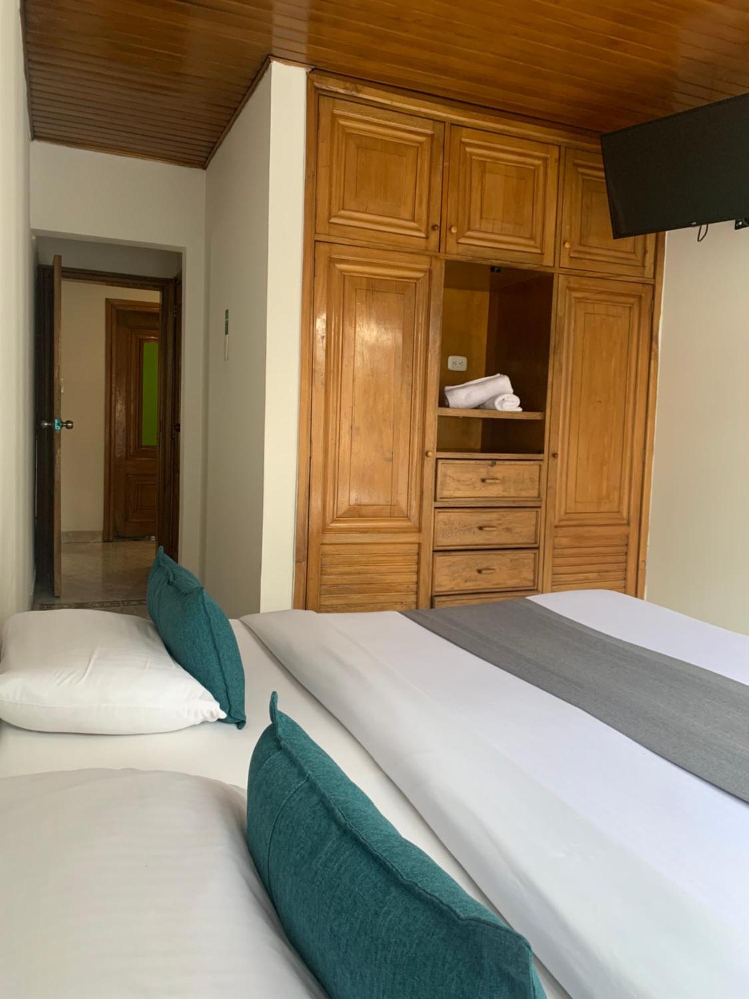 Ayenda 1052 De Normandia Hotel