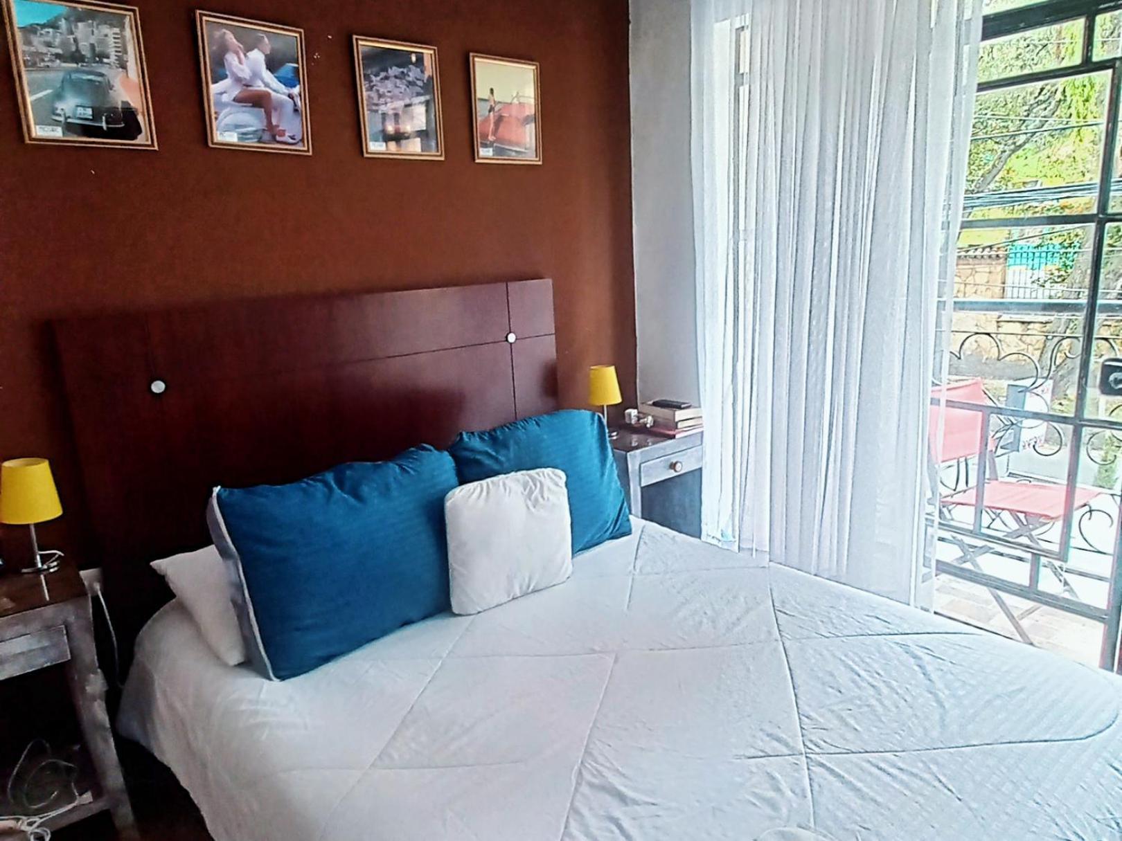 Hotel Mosaic House
