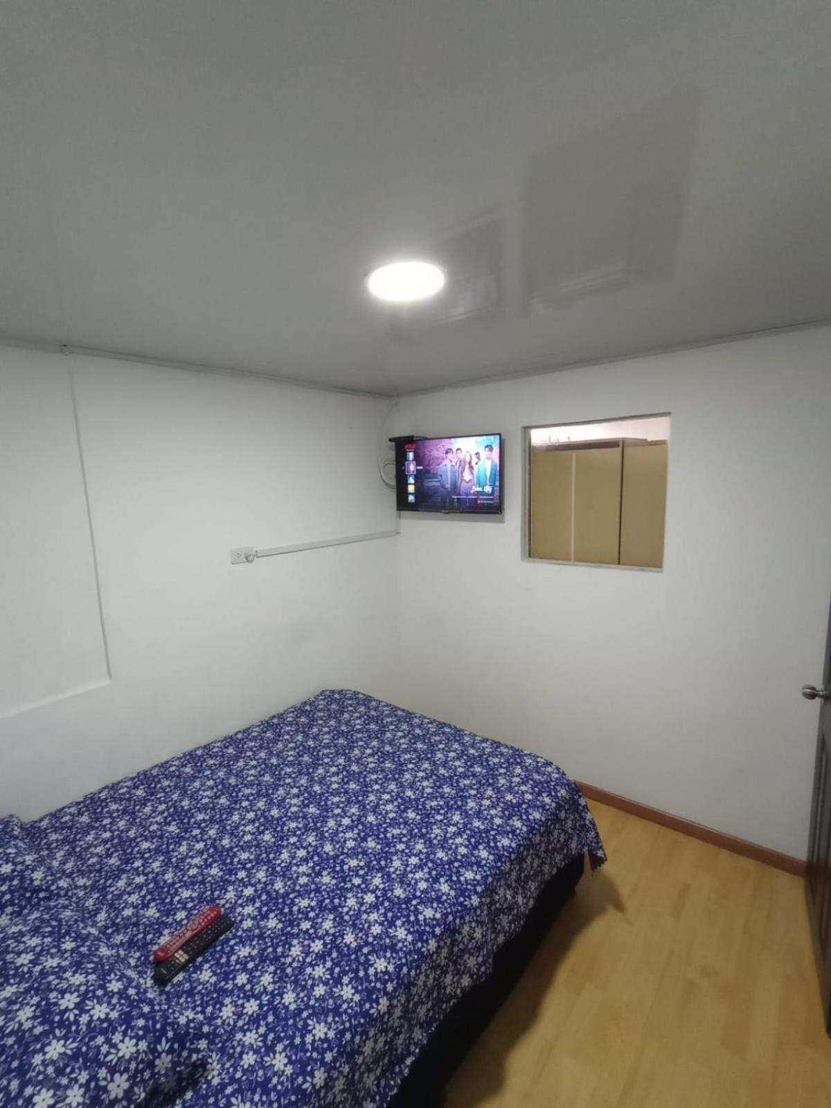 Apartamento Cerca Al Club Militar Embajada Americana, Corferias