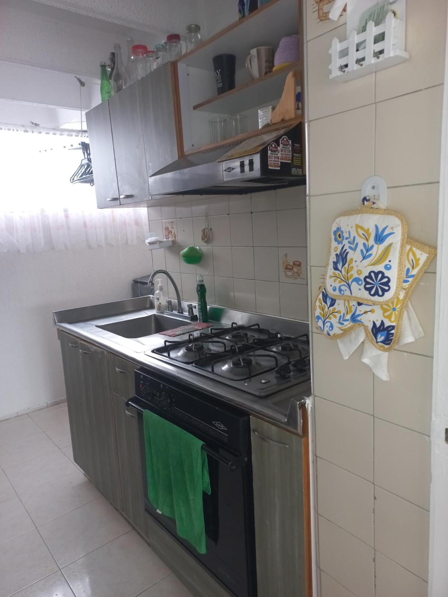 Habitación Con Baño Privado E Iluminada Descansar Bogotá