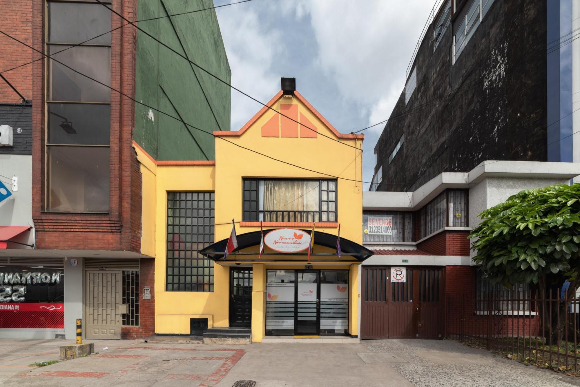 Hotel Ayenda 1042 Nuevo Normandía Bogotá
