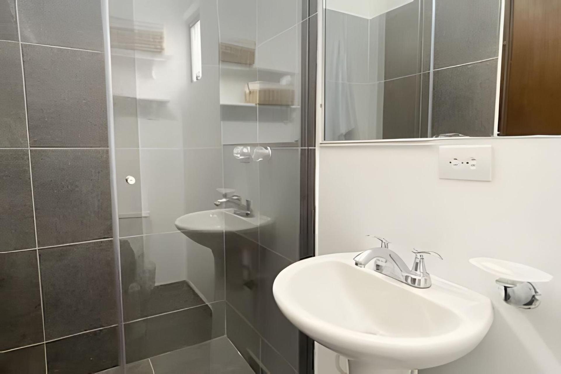 Apartamento Super Tv, Wi Fi Y Parqueadero Gratis *