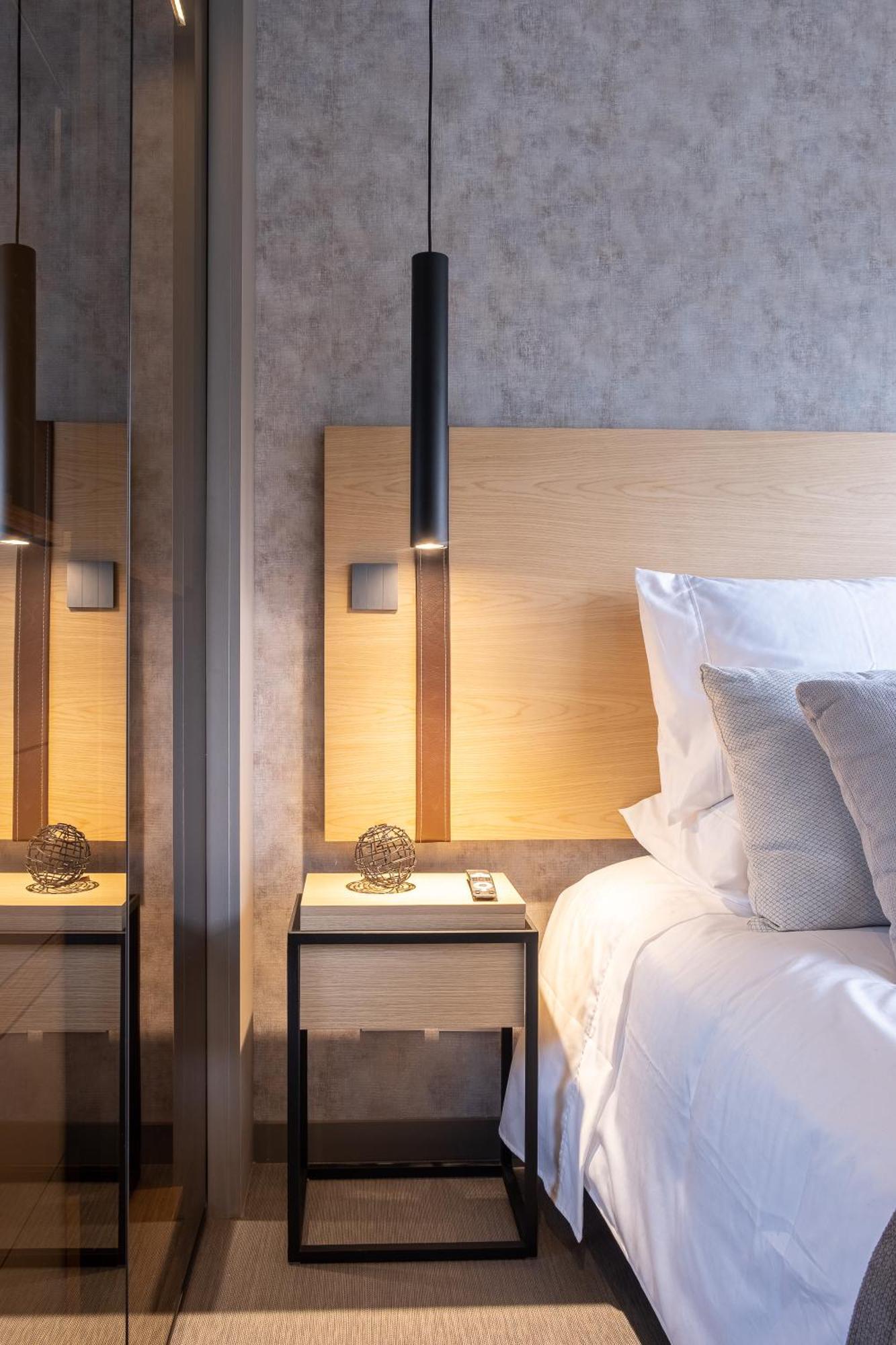 Icon 100 Luxury Apartasuites Apartahotel *
