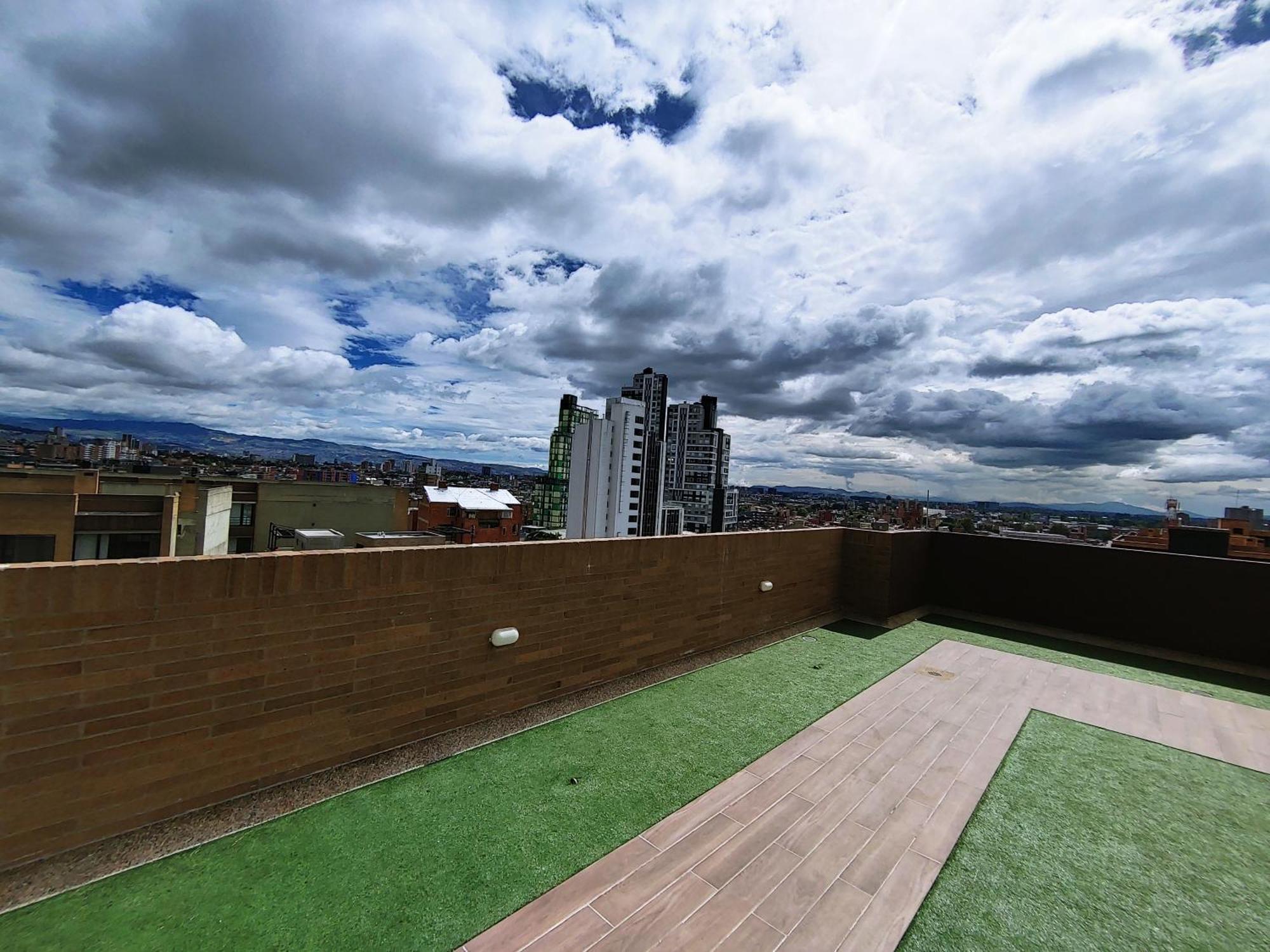 Chapinero Apartment: Terrace And View Apartamento Bogotá