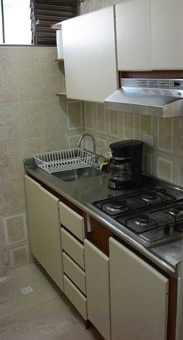 Apto Cerca Al Movistar Arena Apartamento