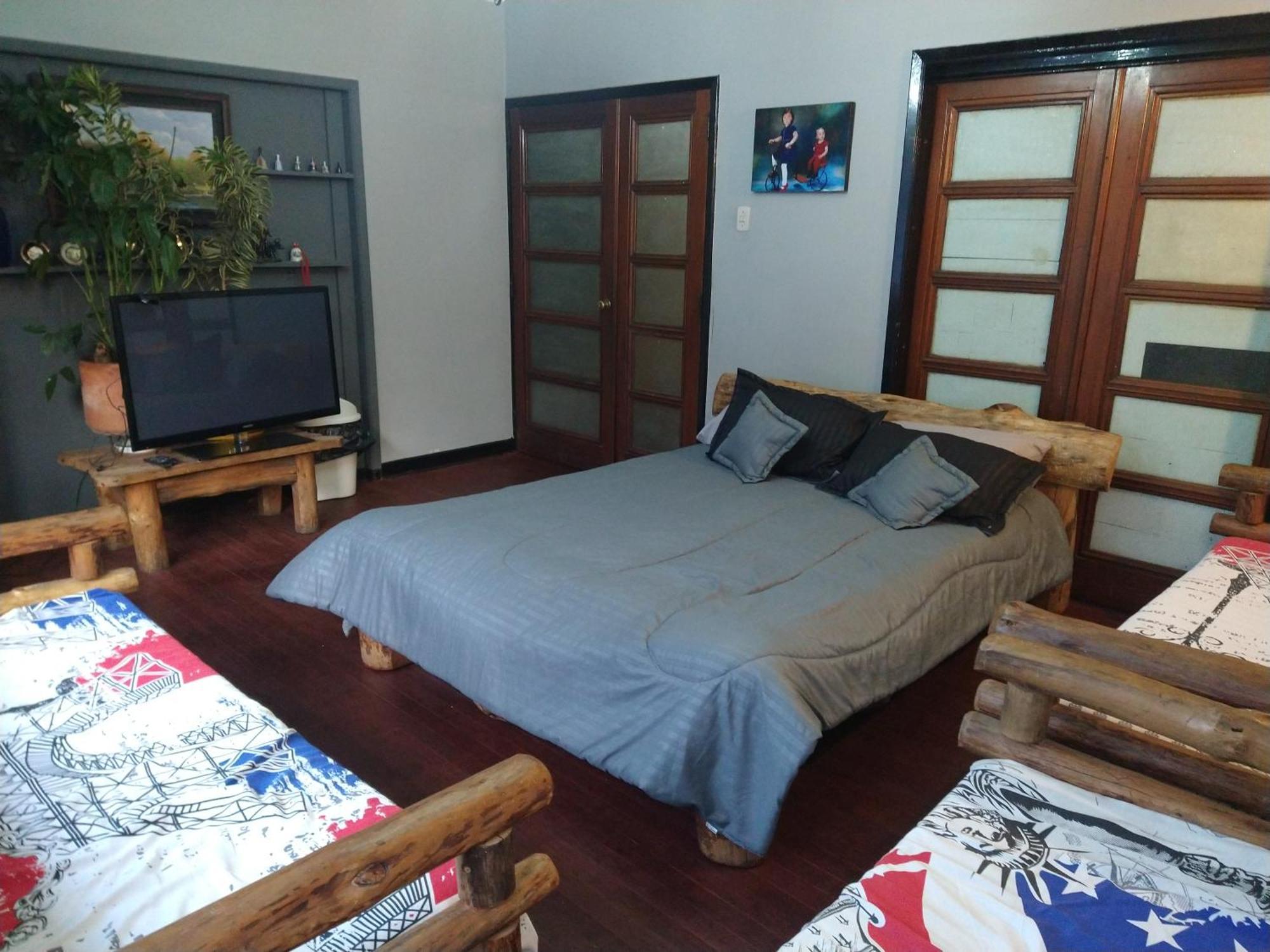 Pensión Hospedaje Casa Rojas Bogotá