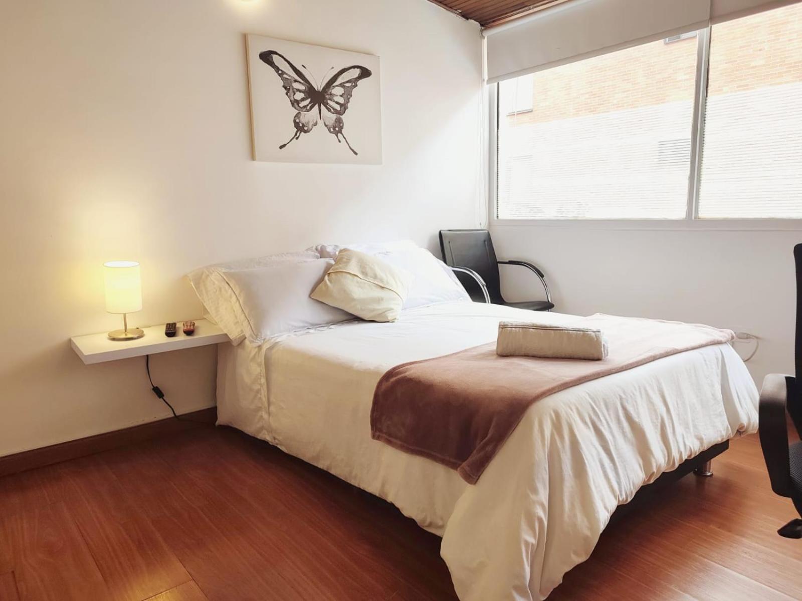 Habitación en casa particular 2 Bano Y Balcon Privado Unicentro *