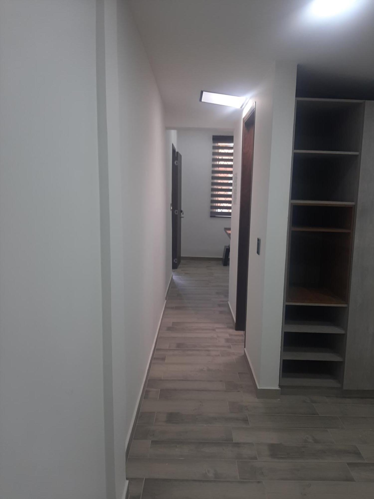 Sector De Corferias , Y A 5 Cuadras, Embajada Americana 10 Cuadras, Cerca Al Can , G 12 , Universidad Nacional , Aeropuerto A 2 Cuadras Estacion Ciudad Universitaria Marque-tresdiecisietecincoveintisieteveintiseistreintayu Apartamento
