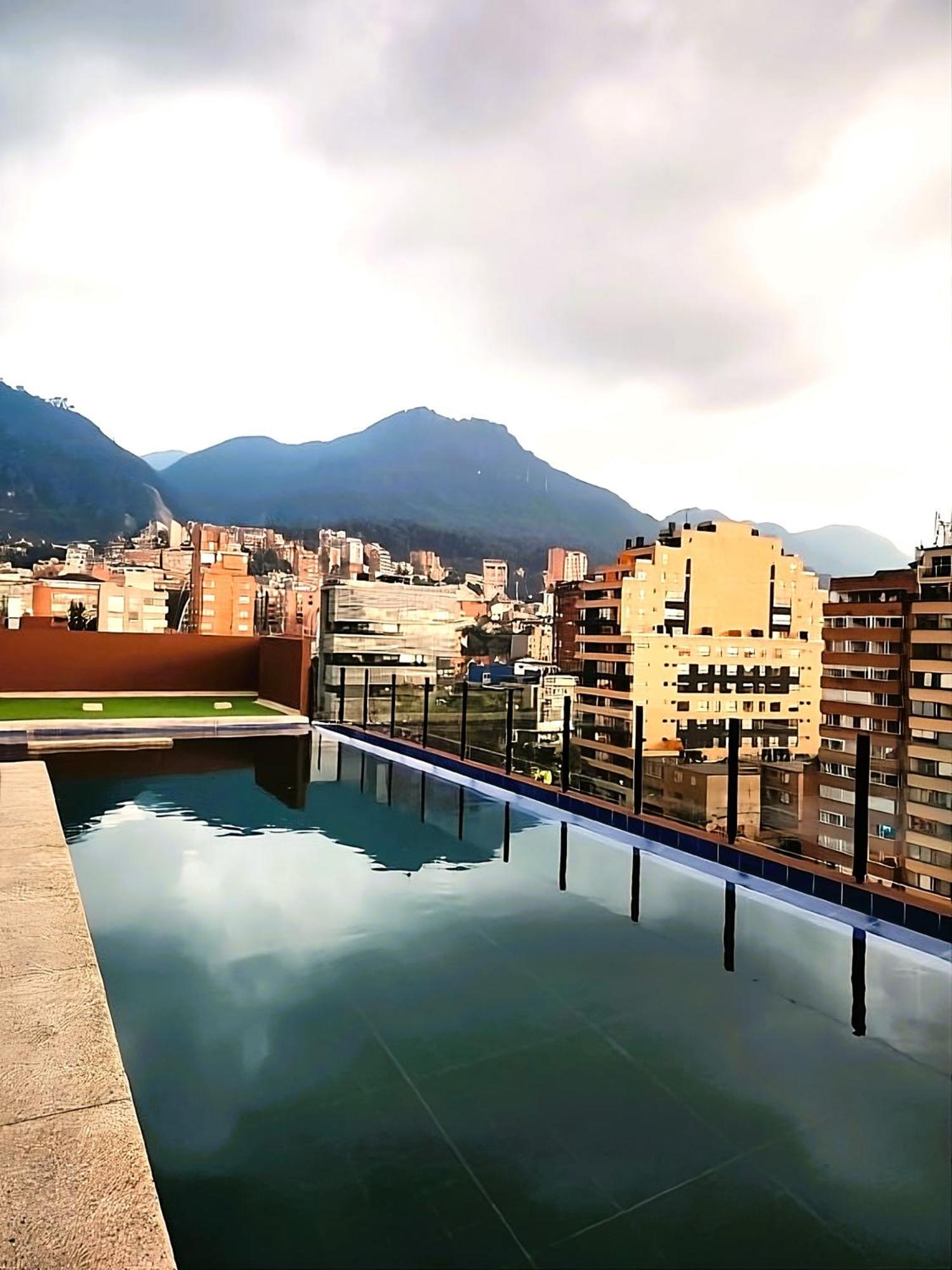 Chapinero Apartment: Terrace And View Bogotá