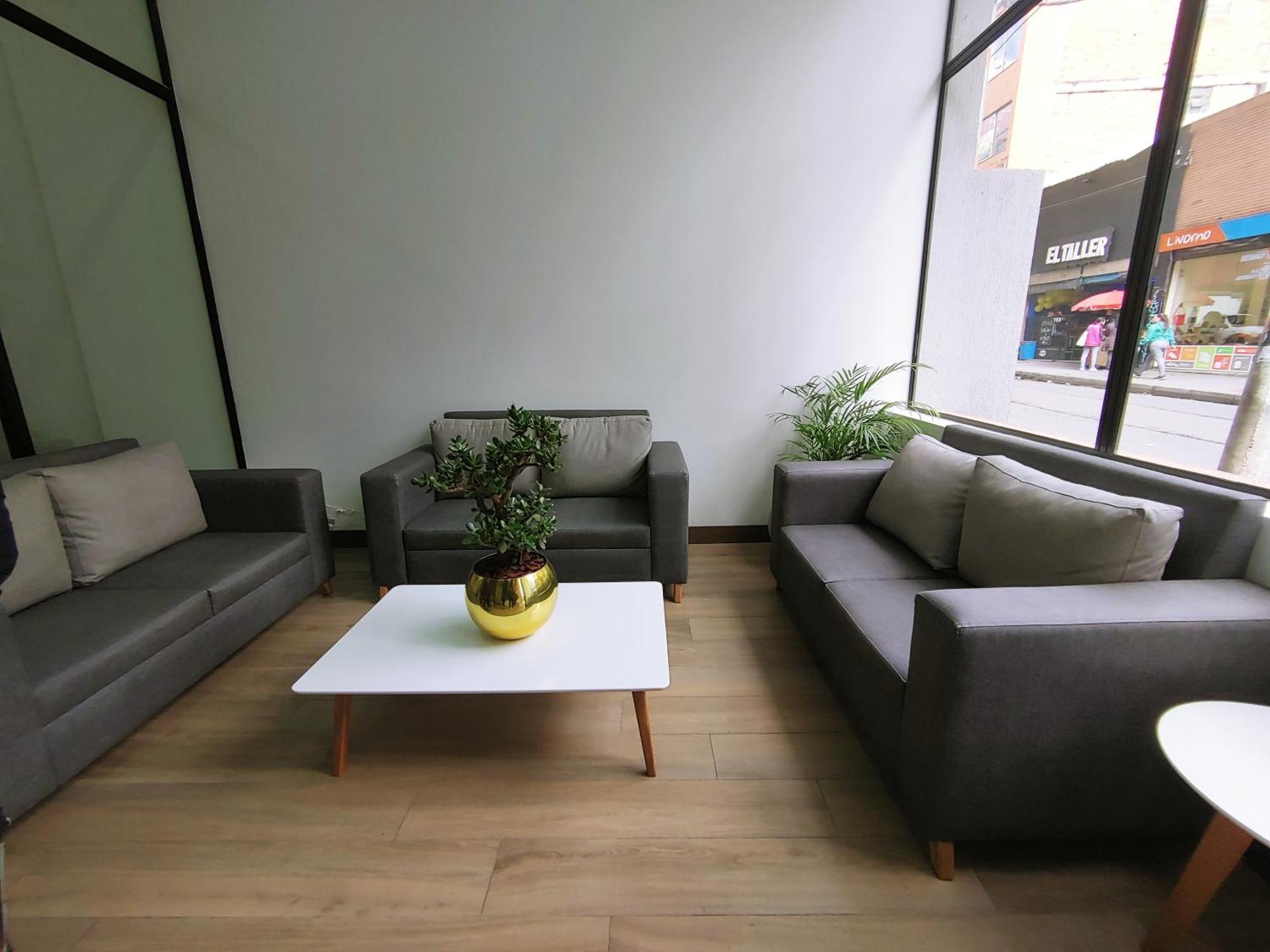 Apartamento Chapinero Apartment: Terrace And View