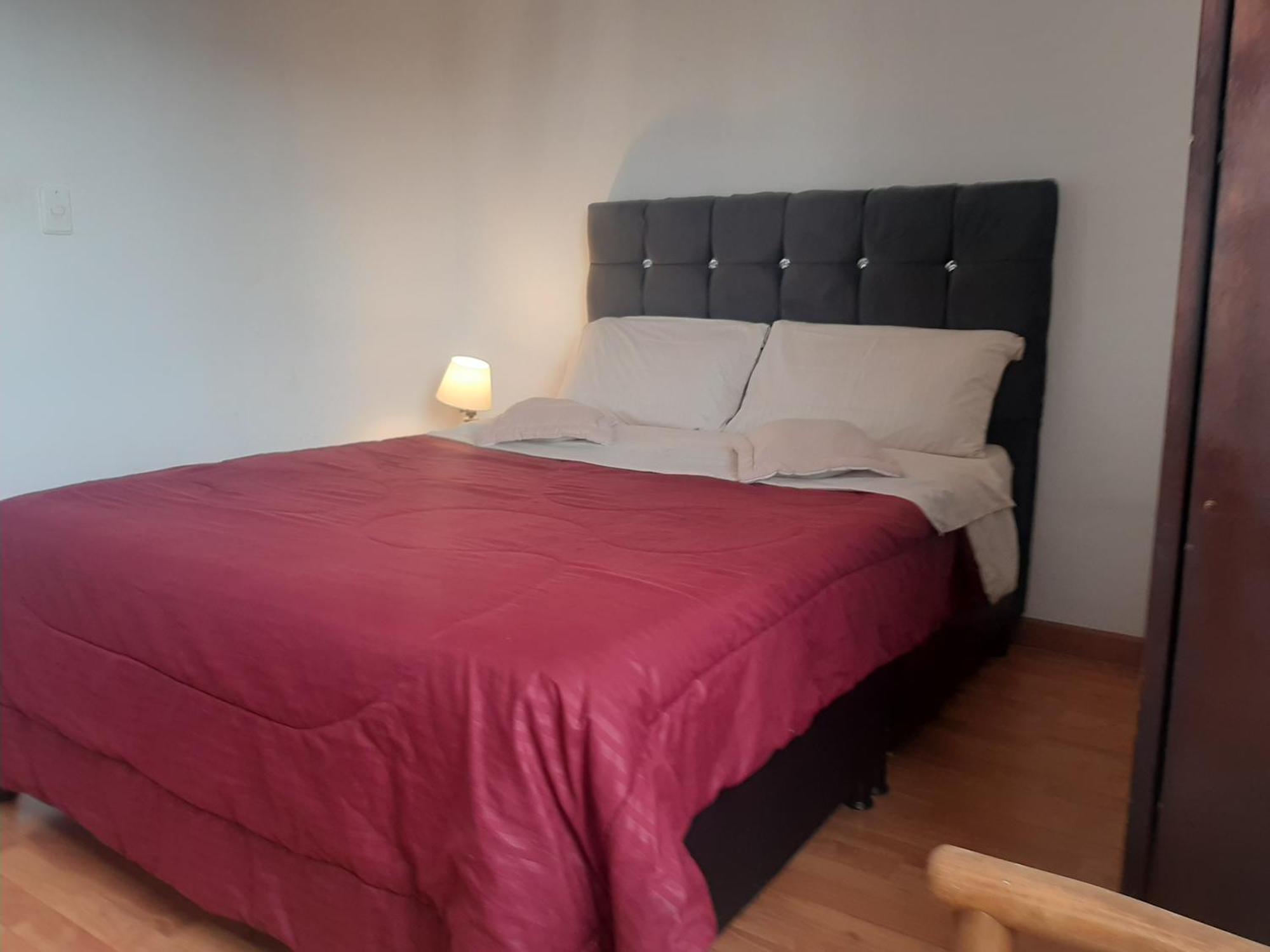 Apartamento Sector De Corferias , Y A 5 Cuadras, Embajada Americana 10 Cuadras, Cerca Al Can , G 12 , Universidad Nacional , Aeropuerto A 2 Cuadras Estacion Ciudad Universitaria Marque-tresdiecisietecincoveintisieteveintiseistreintayu Bogotá