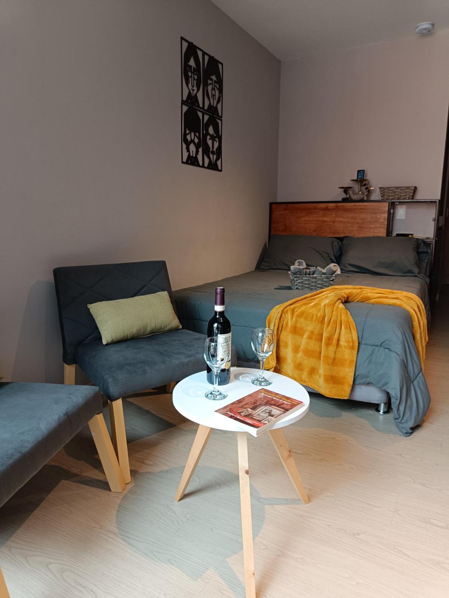 Apartamento Casa Juanito Coworking El Nogal In Zona Rosa *