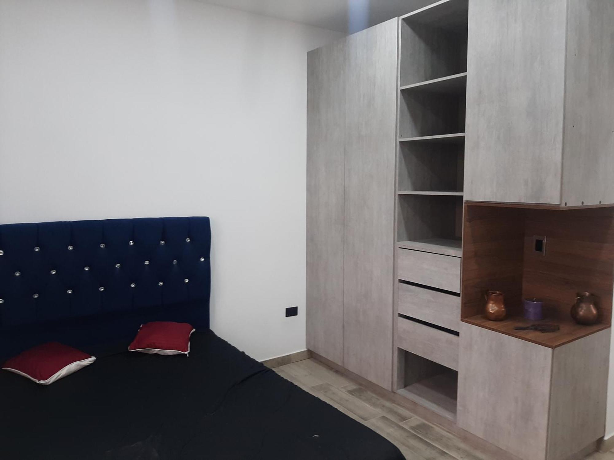 Apartamento Sector De Corferias , Y A 5 Cuadras, Embajada Americana 10 Cuadras, Cerca Al Can , G 12 , Universidad Nacional , Aeropuerto A 2 Cuadras Estacion Ciudad Universitaria Marque-tresdiecisietecincoveintisieteveintiseistreintayu Bogotá
