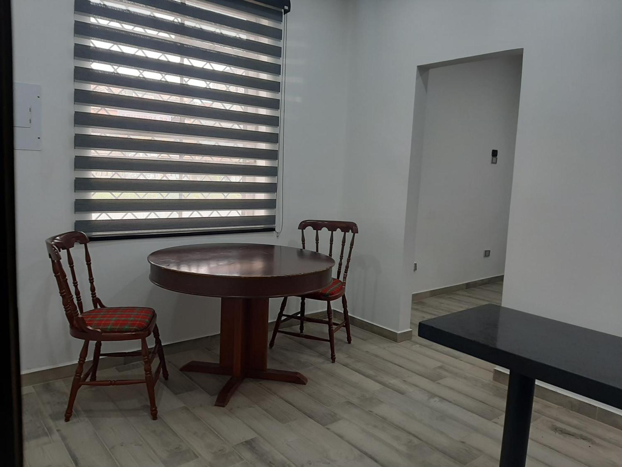 Sector De Corferias , Y A 5 Cuadras, Embajada Americana 10 Cuadras, Cerca Al Can , G 12 , Universidad Nacional , Aeropuerto A 2 Cuadras Estacion Ciudad Universitaria Marque-tresdiecisietecincoveintisieteveintiseistreintayu Apartamento Bogotá