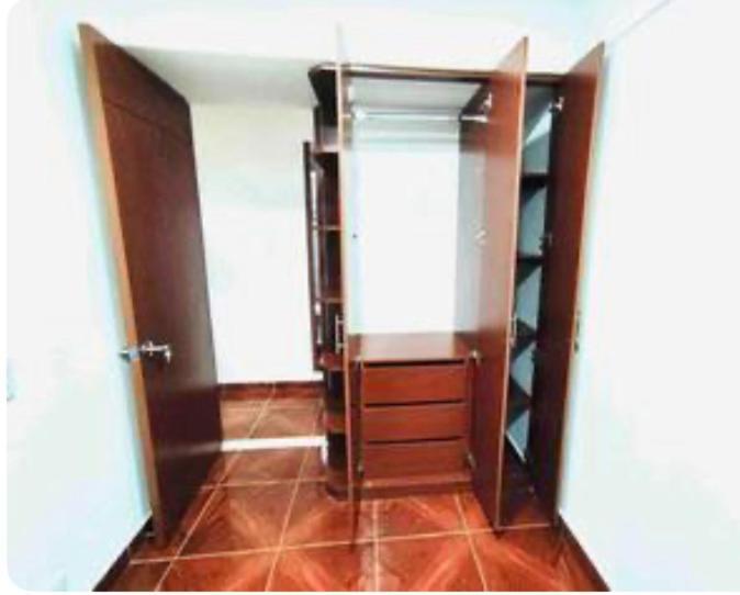 Pleasant Level Close To Shops Apartamento *