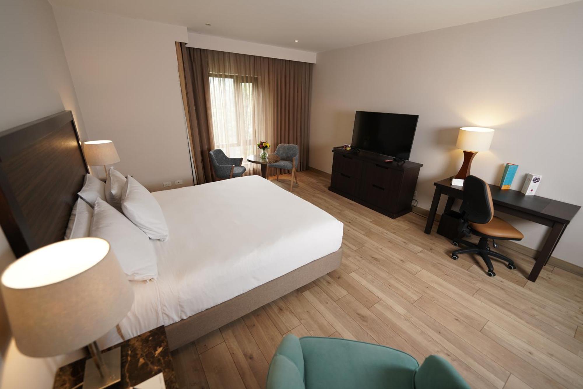 Morrison Zona Rosa Hotel