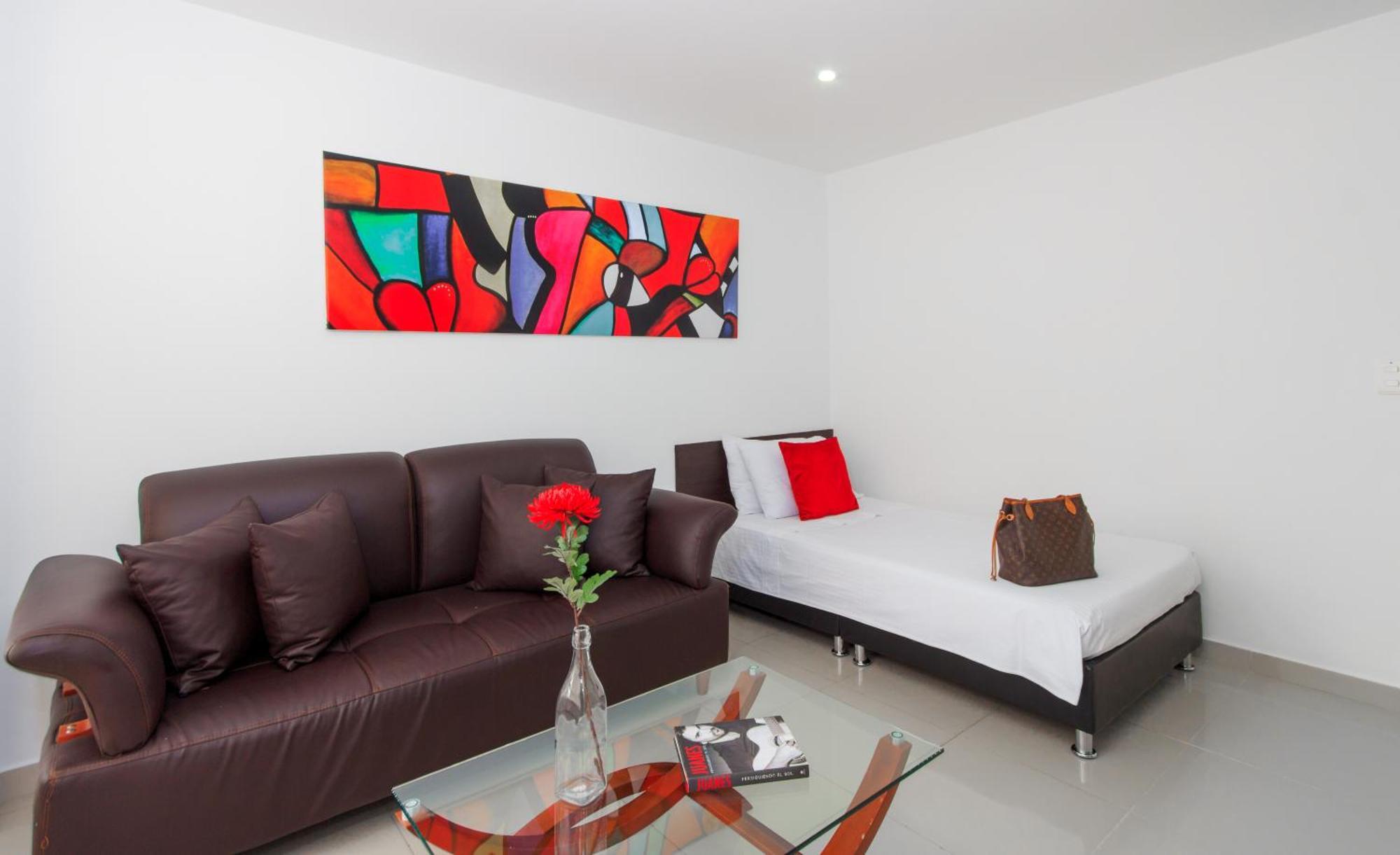 122 Plaza 3*